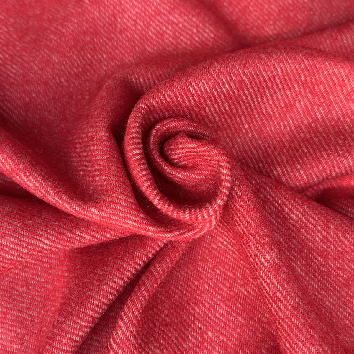 Diagonal twill wool